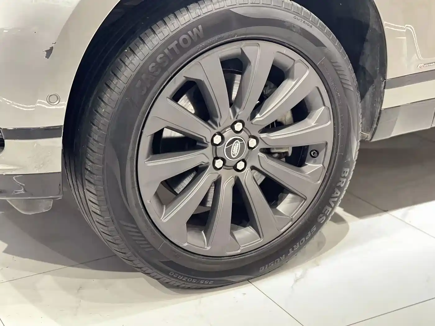 Land Rover Range Rover Velar 2018 2017 P380 R-DYNAMIC SE