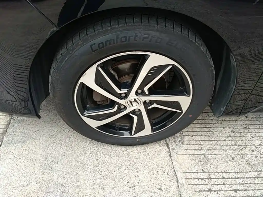 Фото 23 - Honda Odyssey