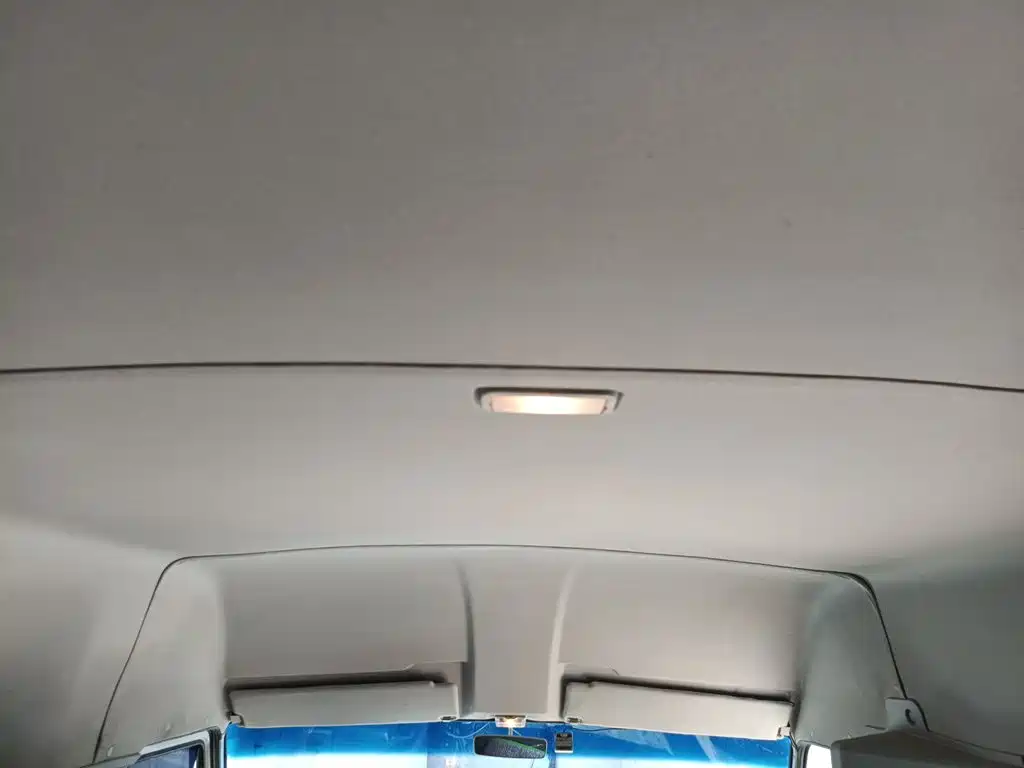 Iveco Daily 2024 2023 2.5T A37M1 Multi-purpose Passenger Vehicle Long Wheelbase Medium Roof Dual Tire Sliding Door Automatic