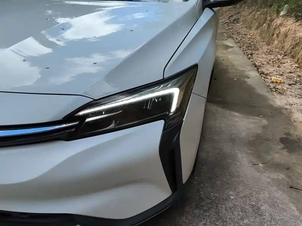 Buick Velite 6 2020 2019 Connected Smart Edition