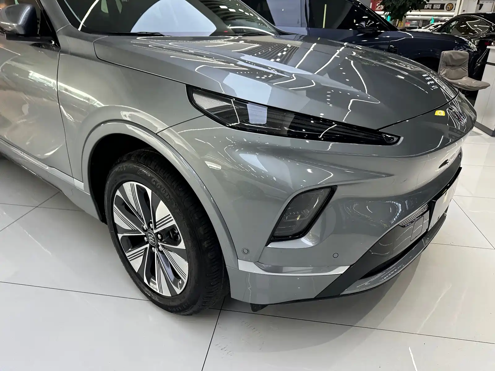 Фото 4 - Buick E5