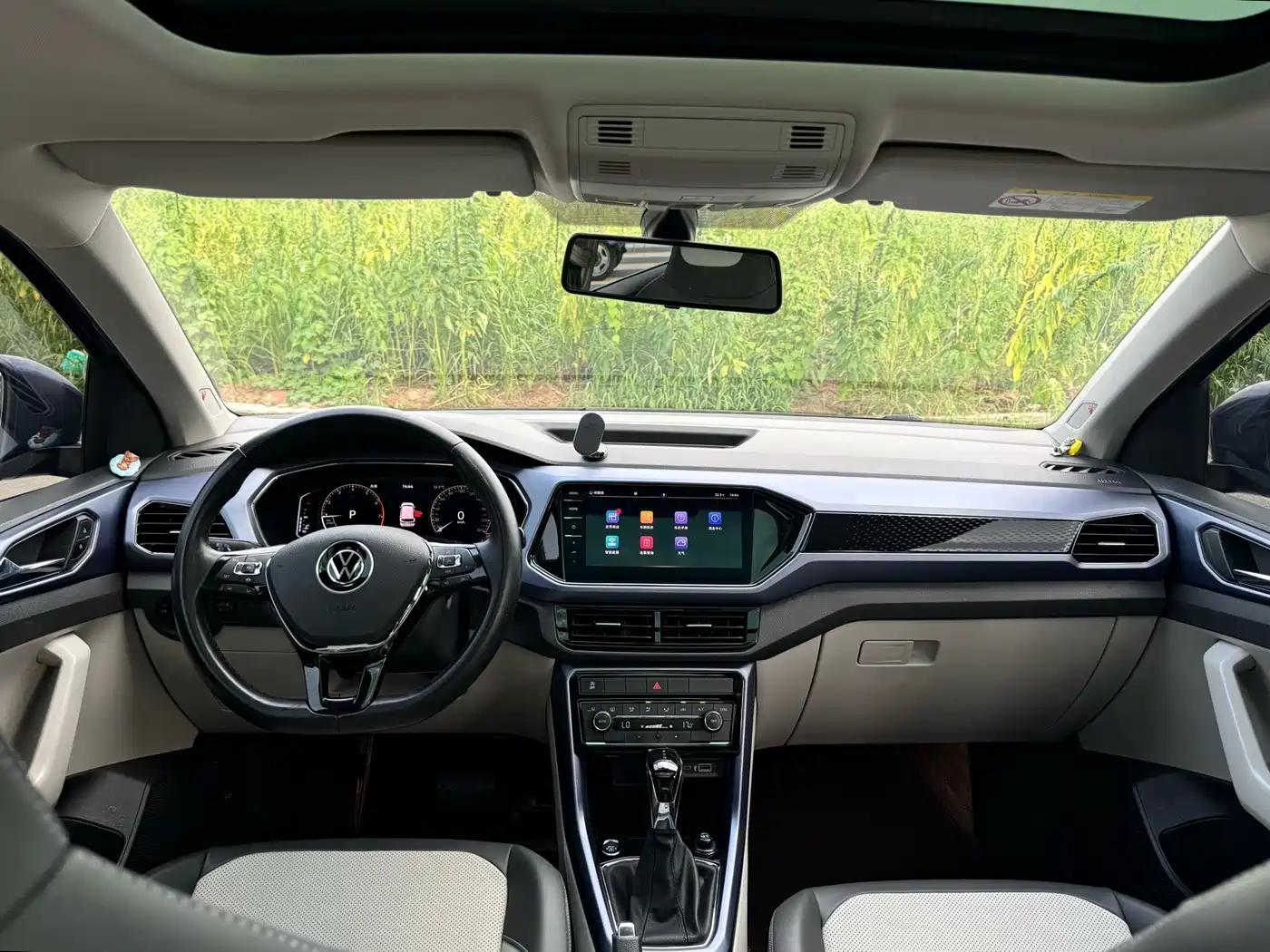 Фото 9 - Volkswagen T-Cross
