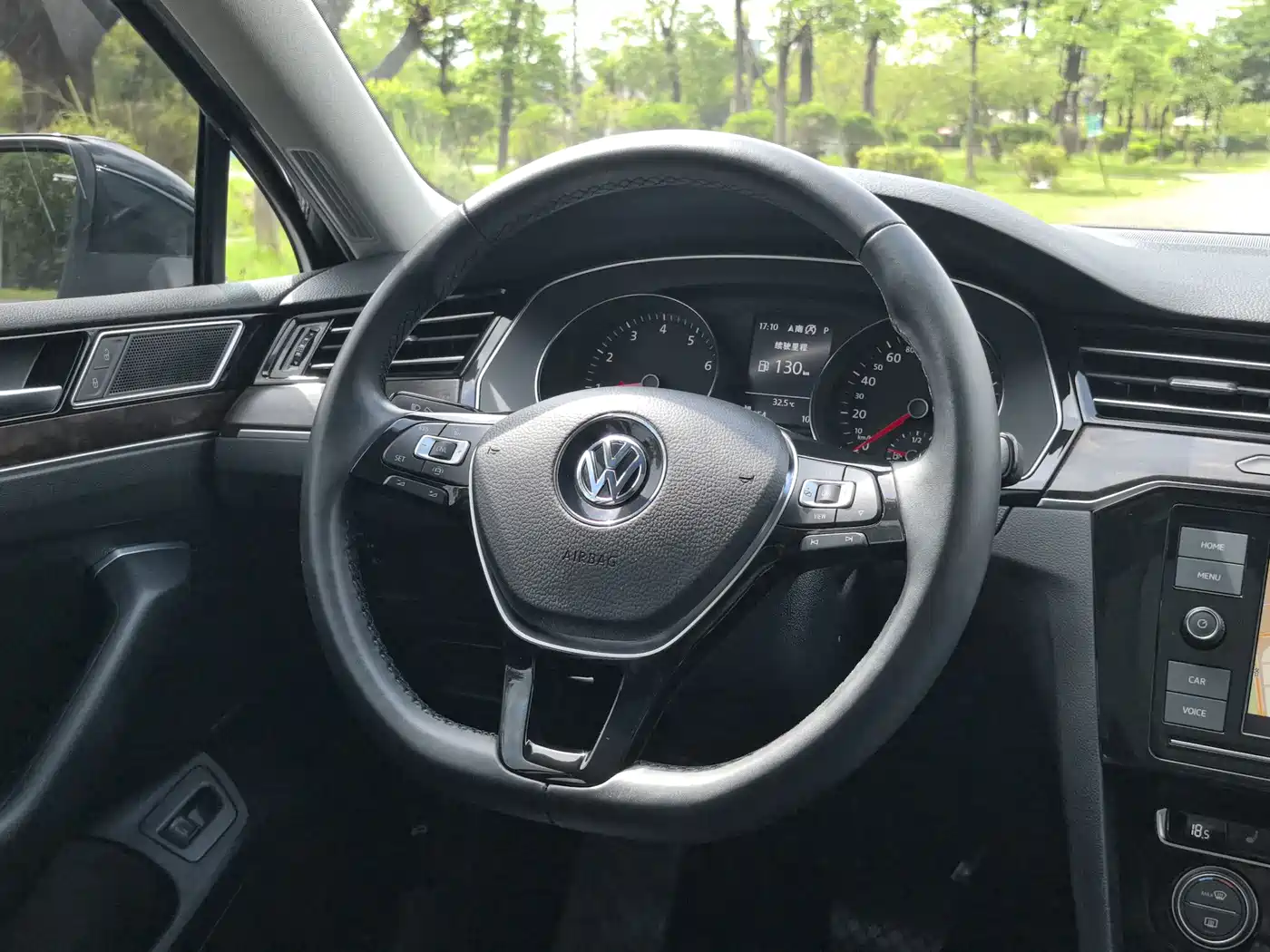 Volkswagen Magotan 2019 330TSI DSG Luxury Class China VI фото 16