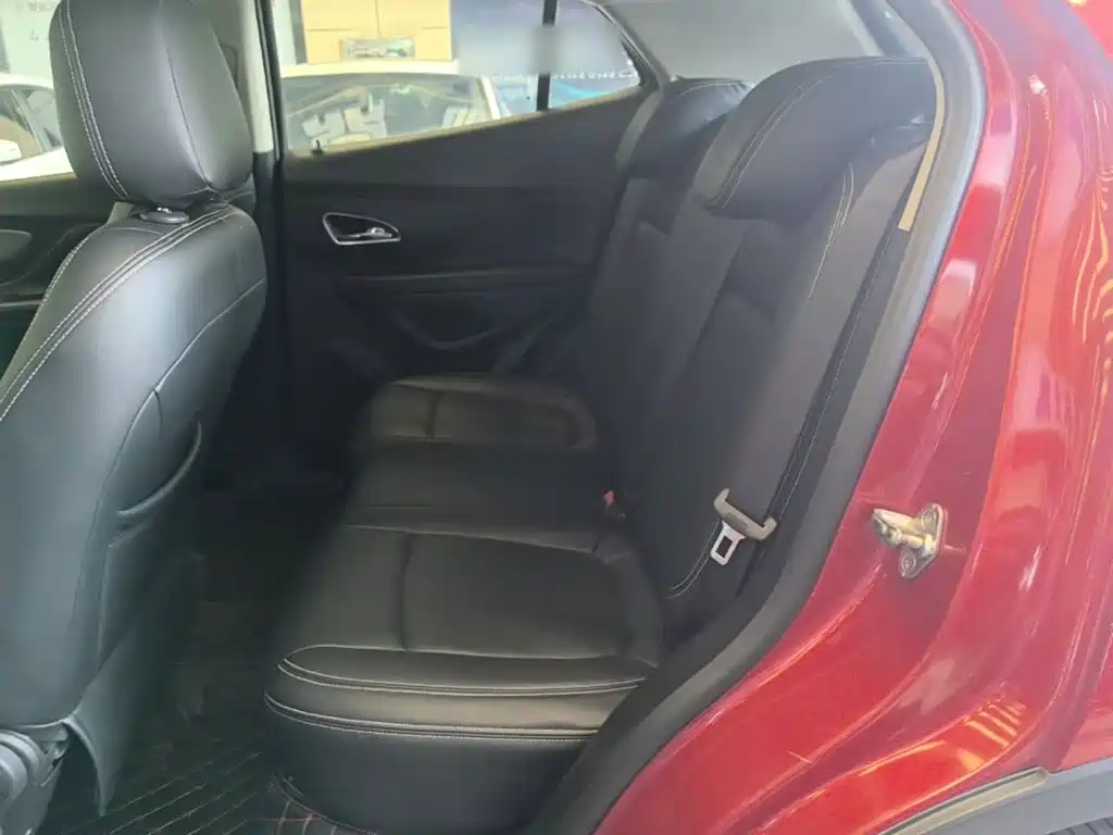 Фото 13 - Buick Encore
