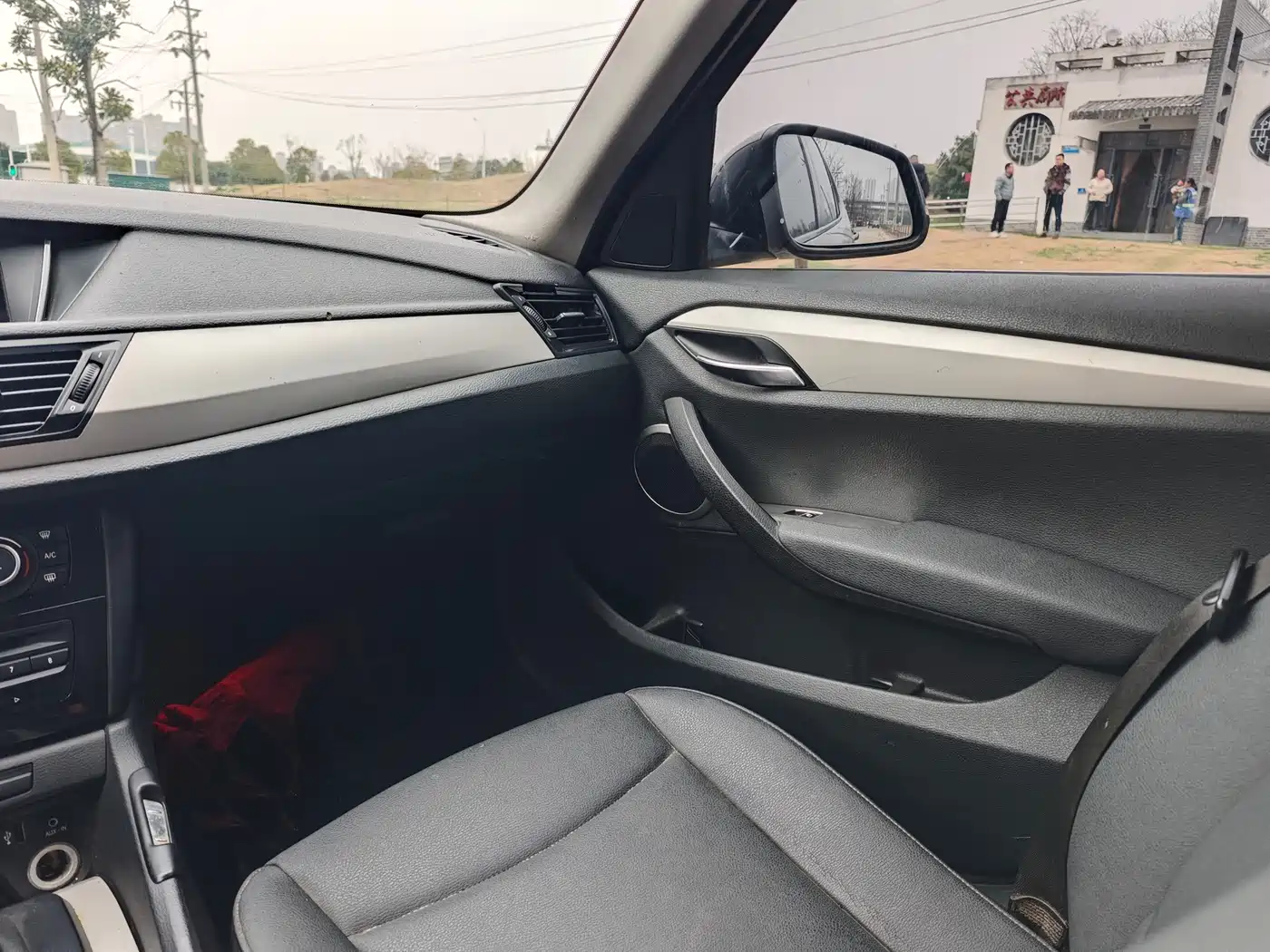 BMW X1 (Import) 2012 sDrive18i Luxury фото 10