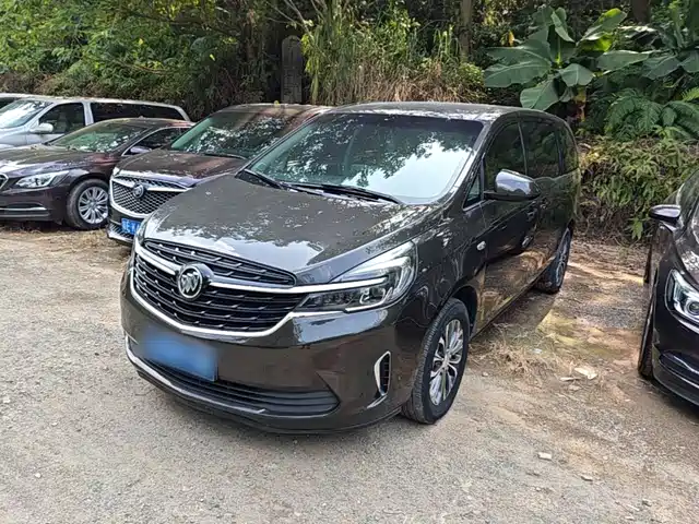 Buick GL8 Бизнес-класс, 652T, Комфорт