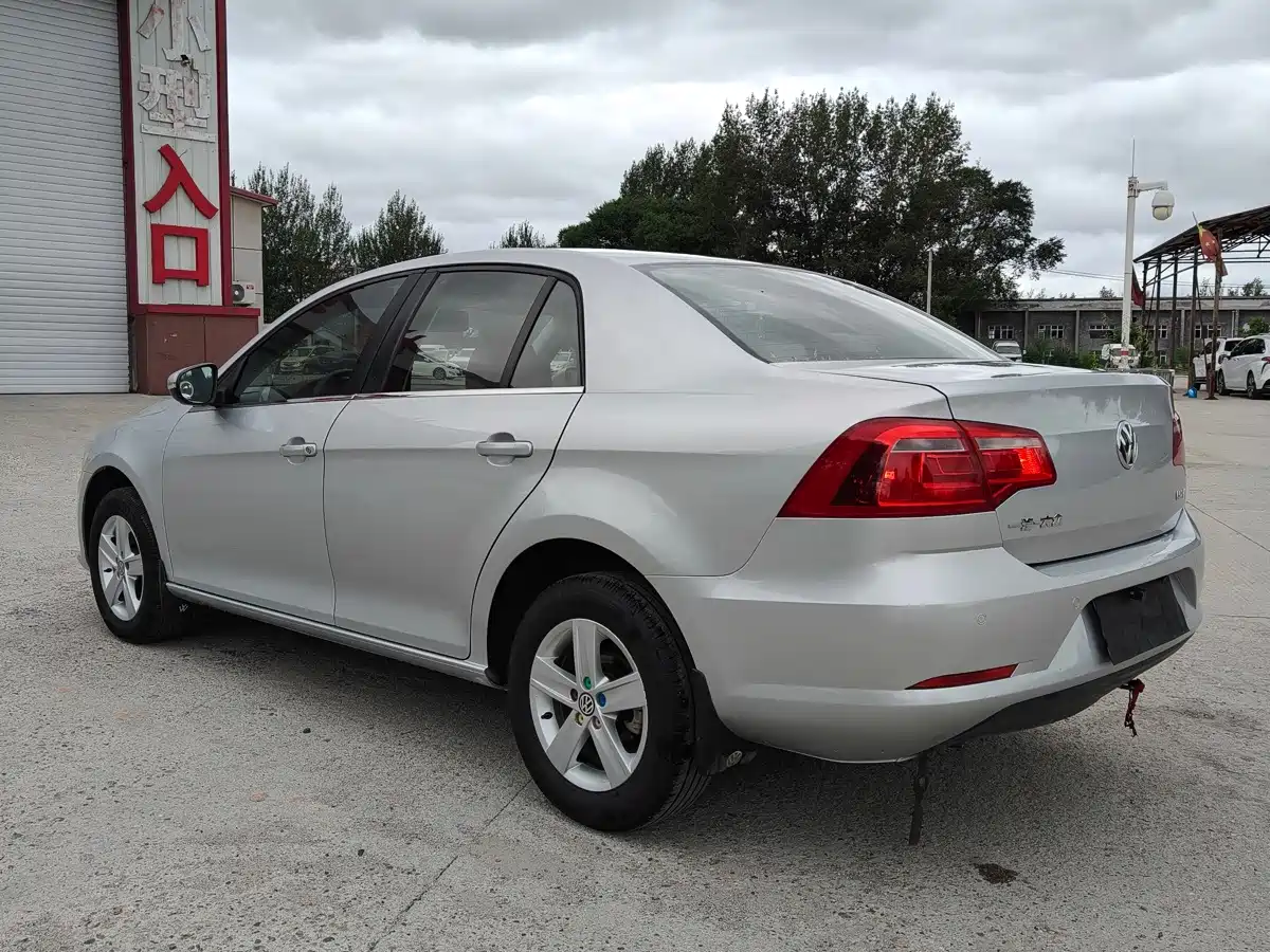 Volkswagen Bora 2013 2013 1.6L Automatic Comfort Model