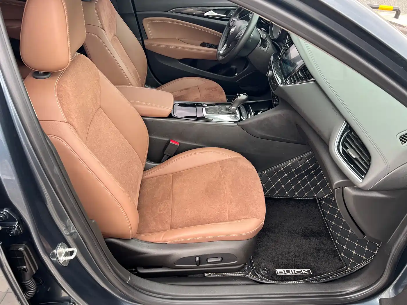 Buick Regal 2019 20T Elite China VI фото 11