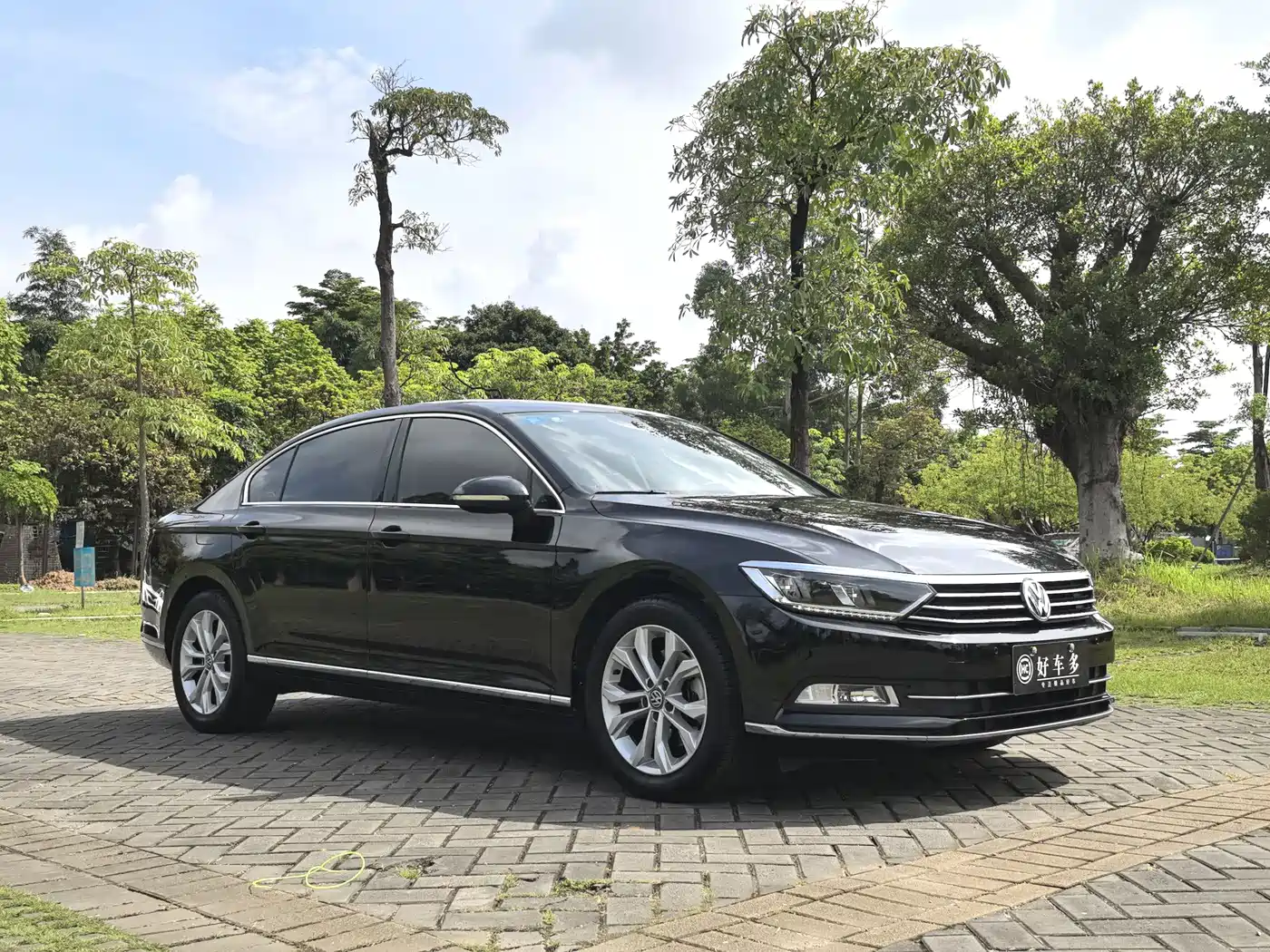 Volkswagen Magotan 2019 330TSI DSG Luxury Class China VI фото 3
