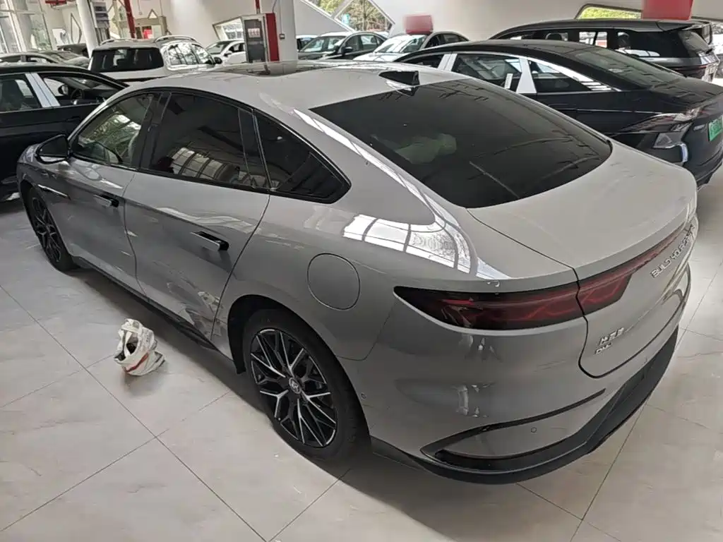 BYD Han 2026 2025 DM-i Smart Drive Edition 125KM Premium