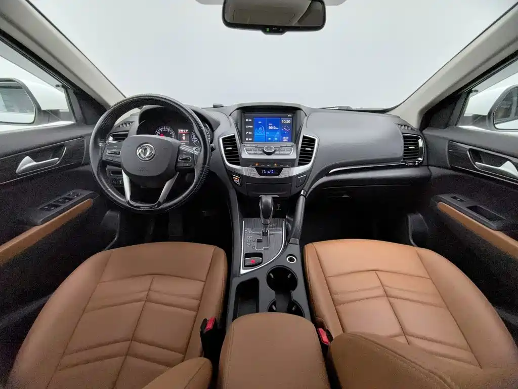 Dongfeng Fengdu MX5 2017 2016 2.0L Automatic Flagship Edition