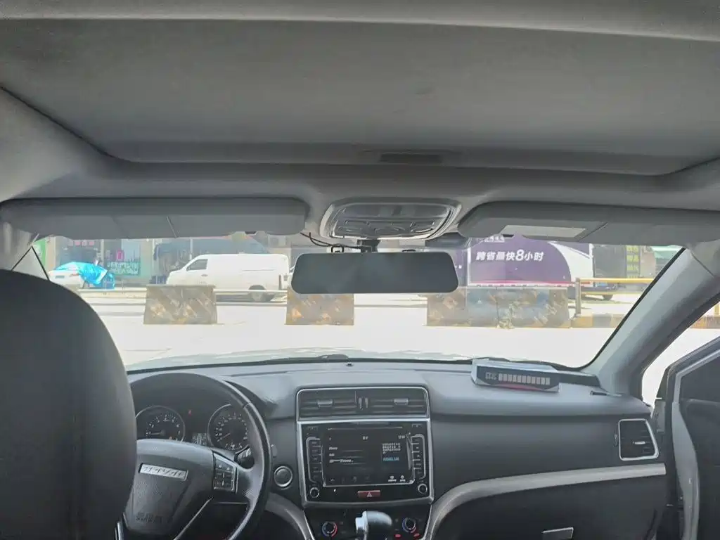 Фото 9 - Haval M6