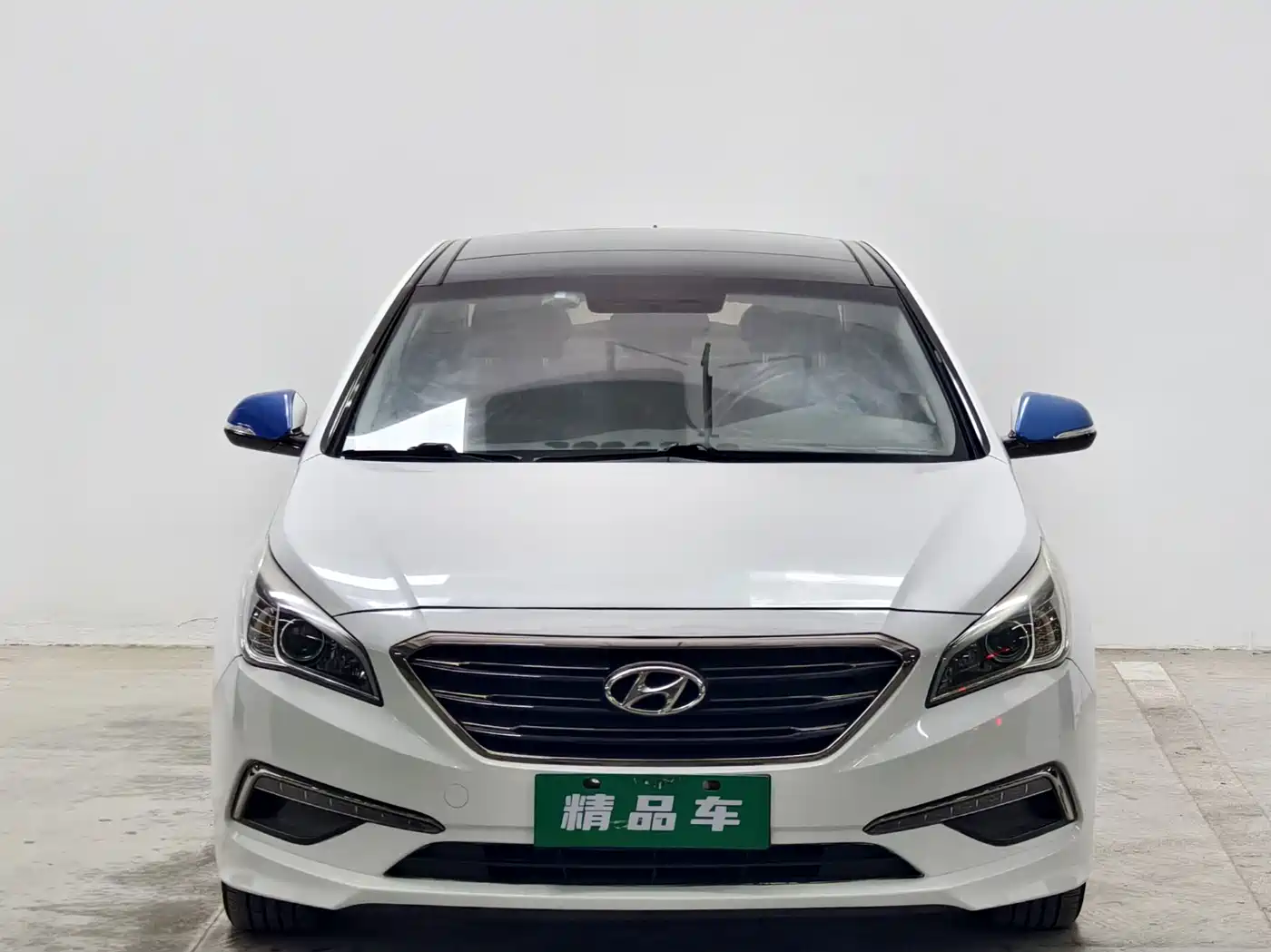 Фото 2 - Hyundai Sonata