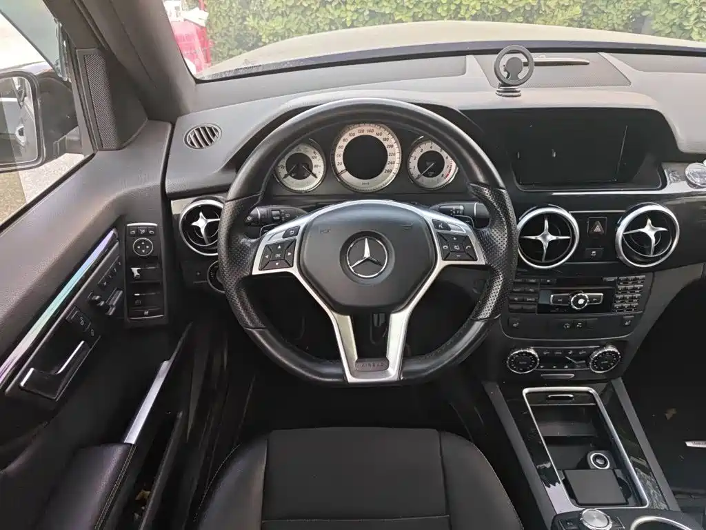 صورة 6 - Mercedes-Benz GLK-Class