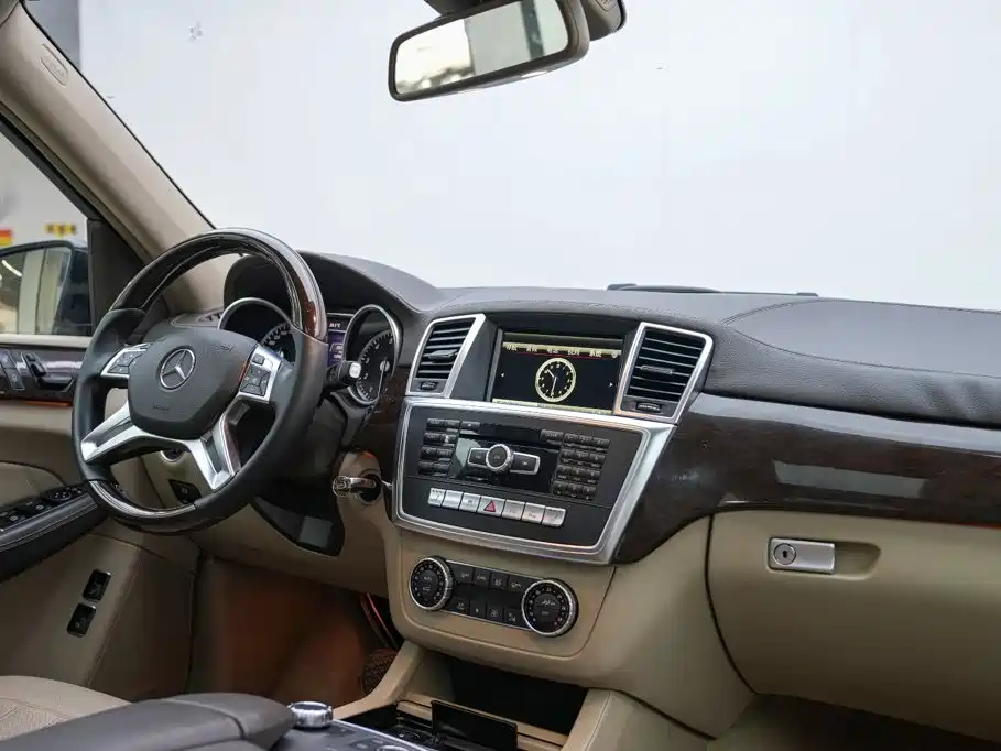 Mercedes-Benz GL-Class 2015 2014 GL 400 4MATIC Dynamic