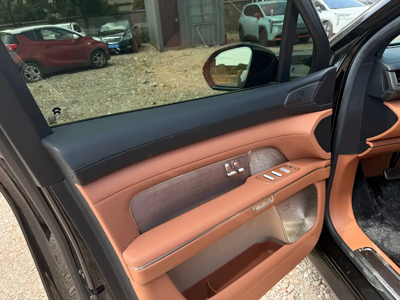 NIO ES8 2026 2025 Model 6-Seat Executive Luxury Edition