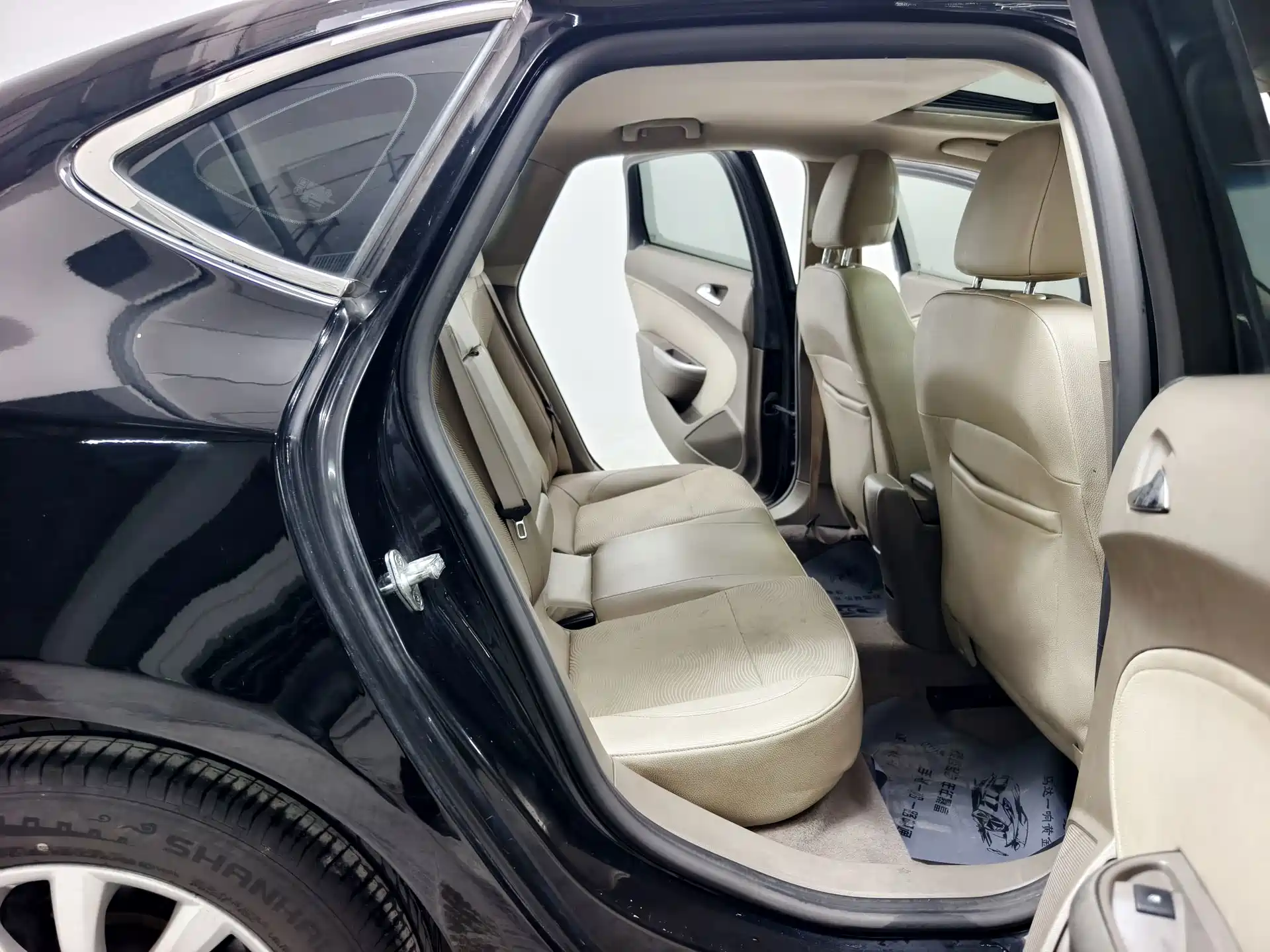 Фото 16 - Buick Excelle