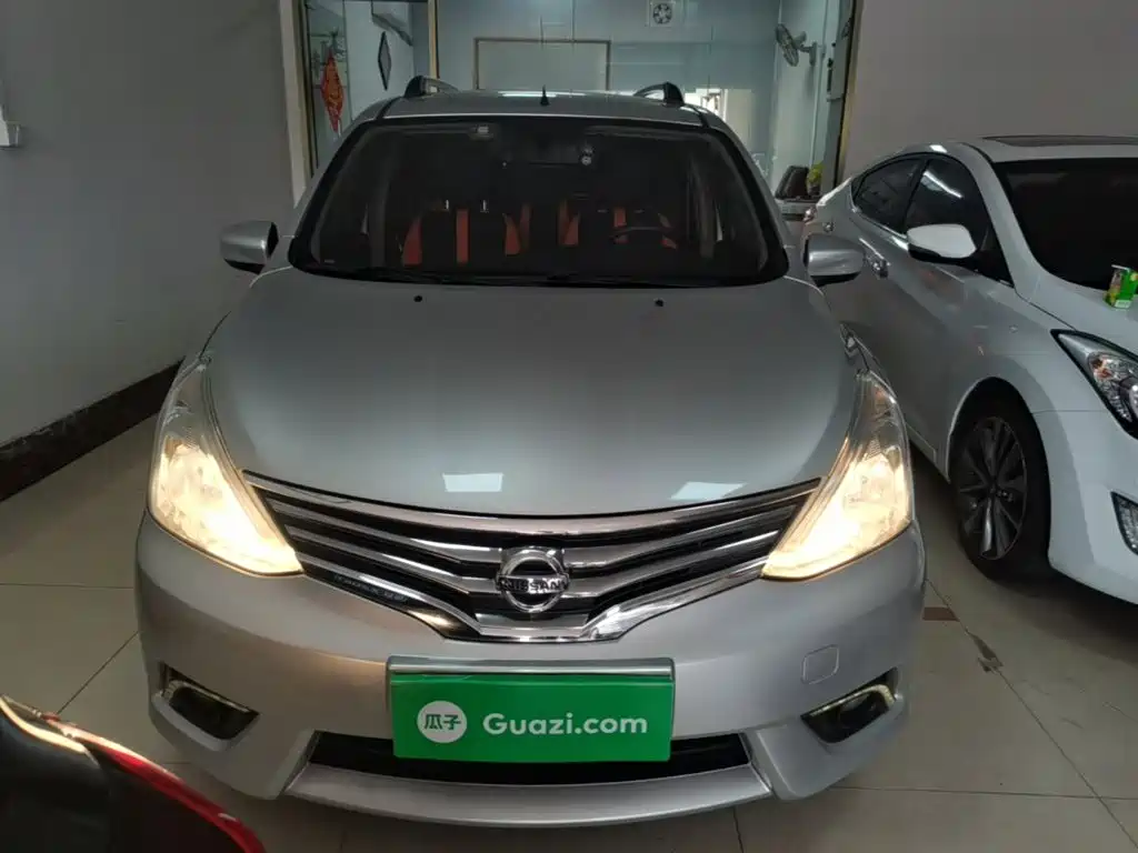 Nissan Livina 2016 2015 1.6XE CVT Comfort Edition