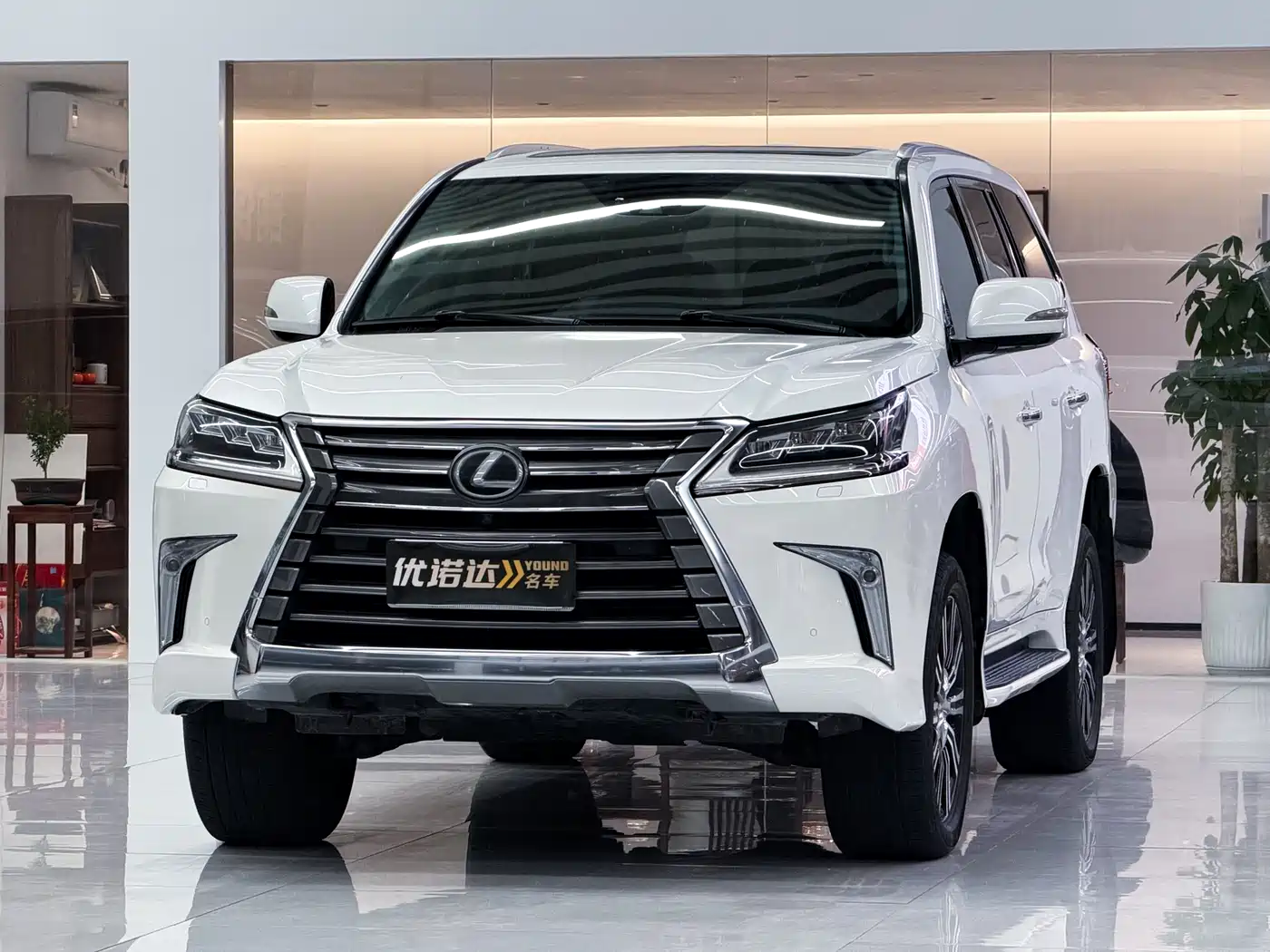 Lexus LX 2019 570 Prestige Luxury Edition