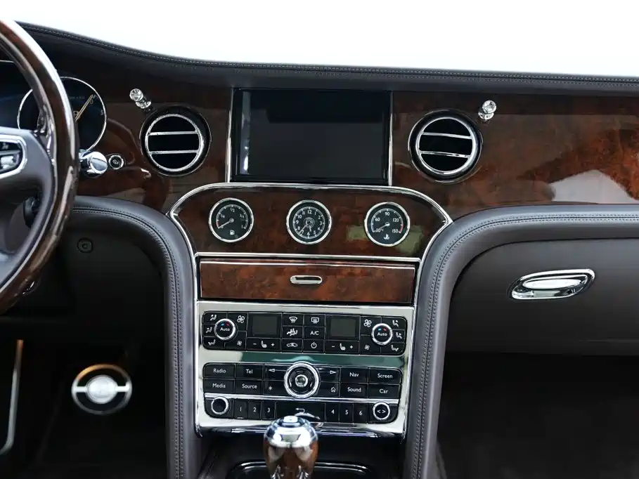 Bentley Mulsanne 2018 2017 6.8T Long Wheelbase