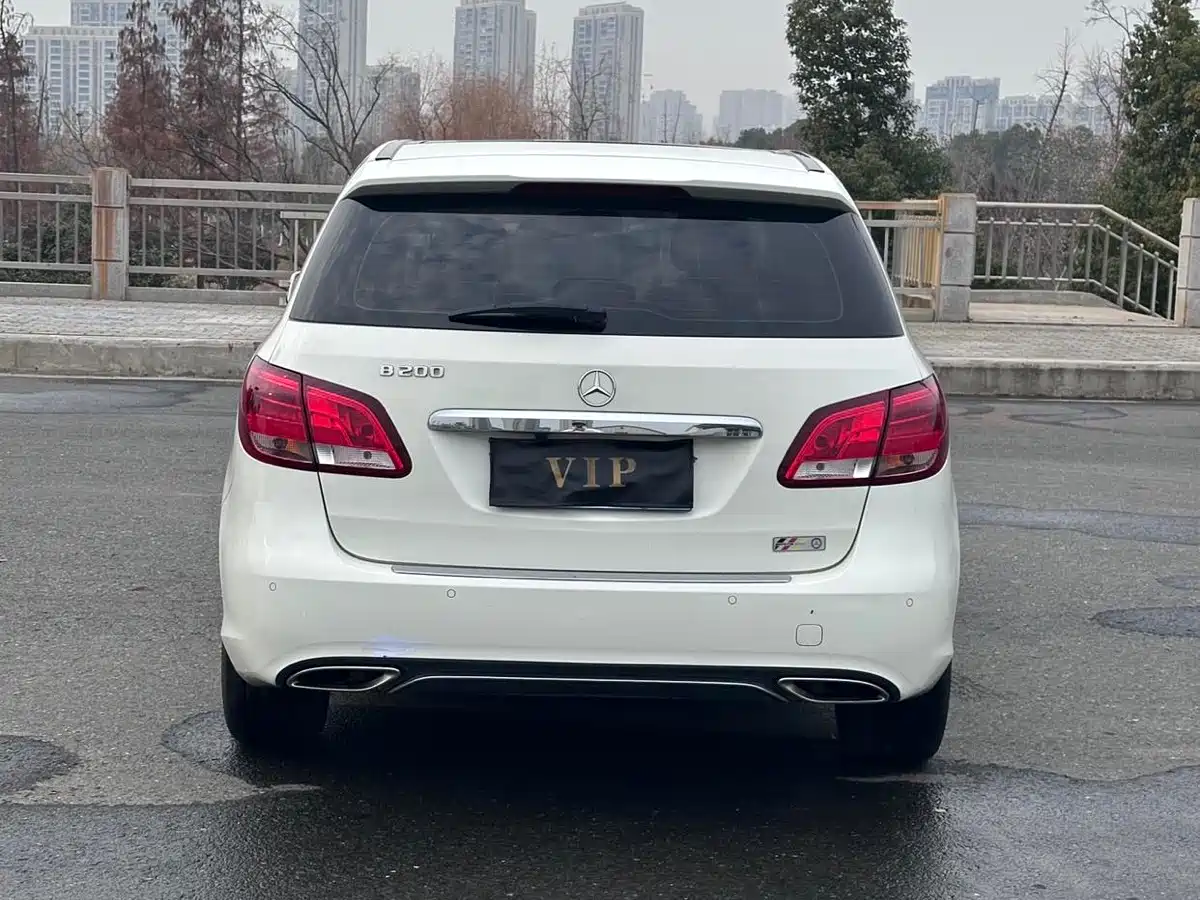 Mercedes-Benz B-Class 2017 B 200 Dynamic фото 8