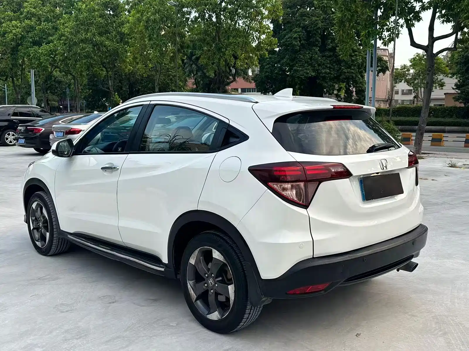 Photo 6 - Honda Vezel