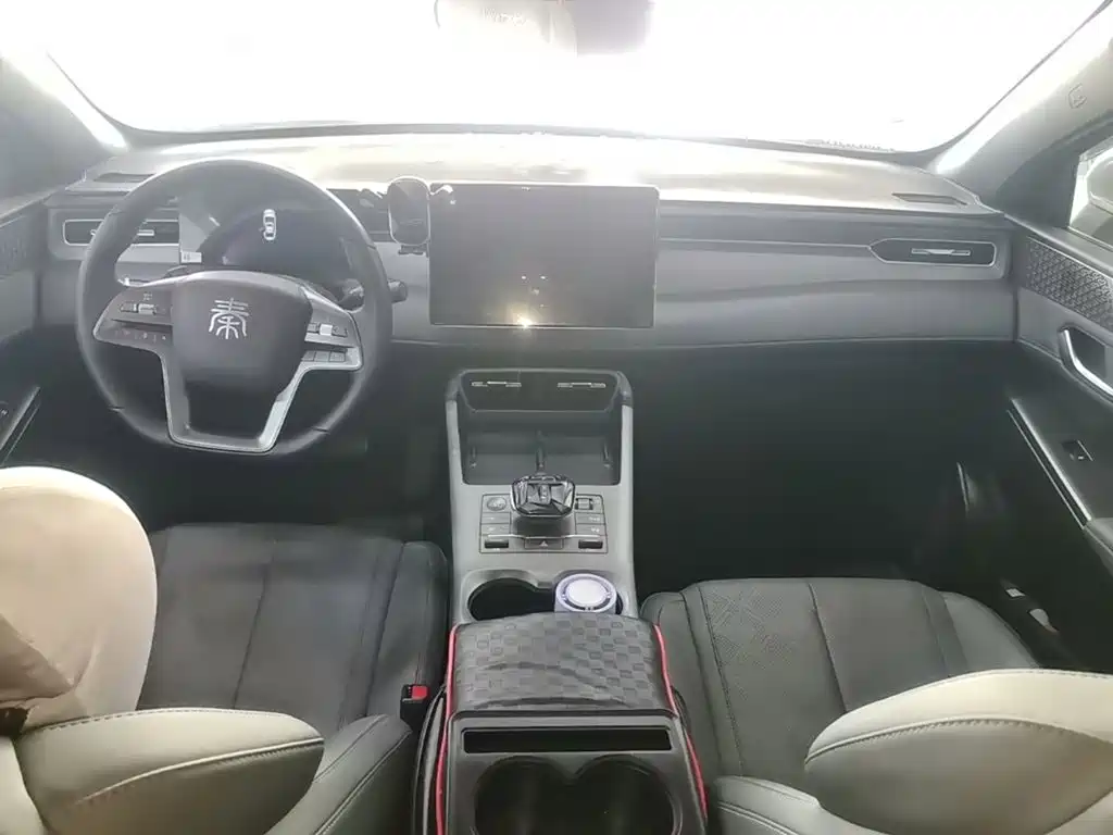 Фото 10 - BYD Qin PLUS