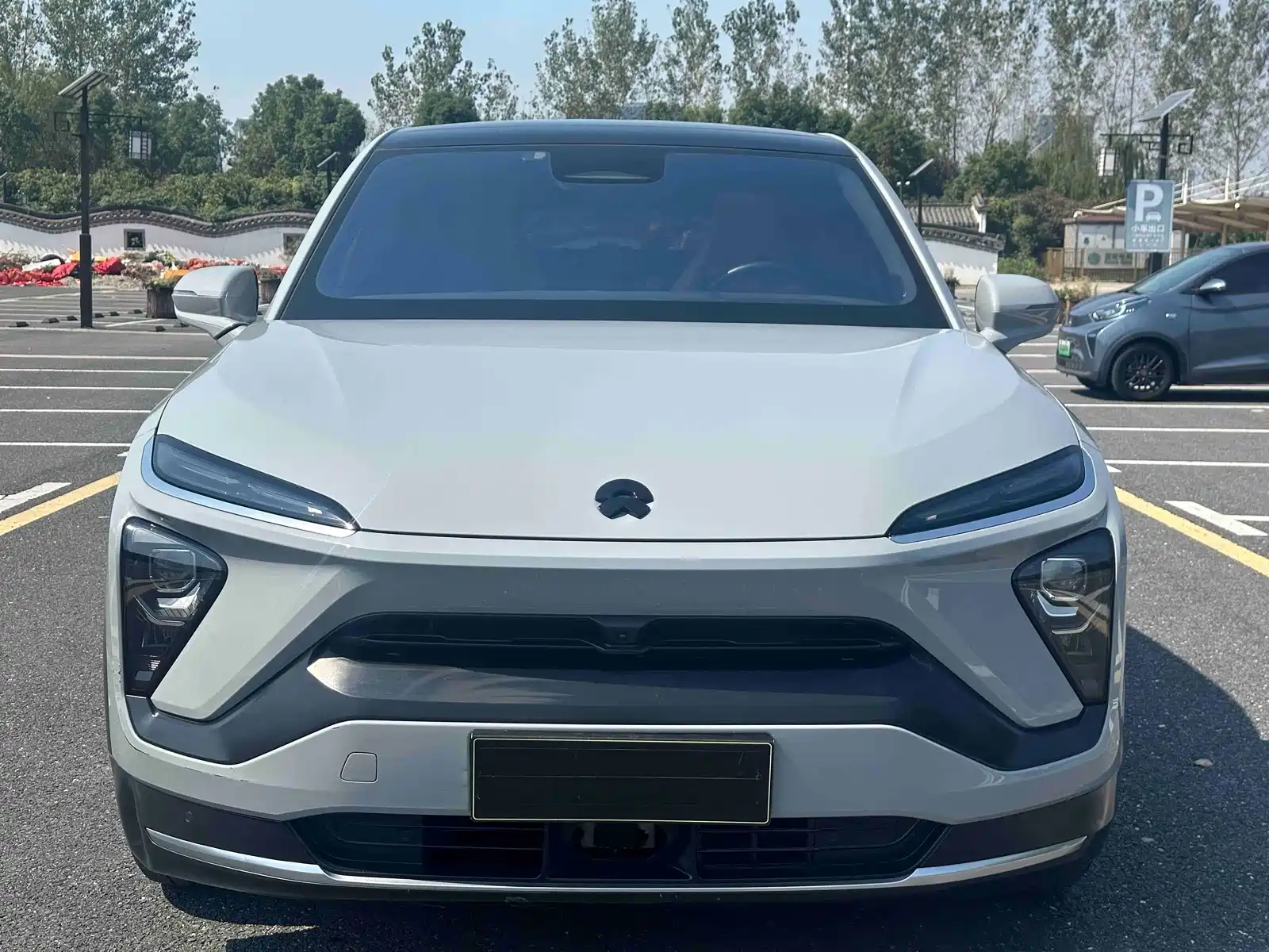 Фото 2 - NIO EC6