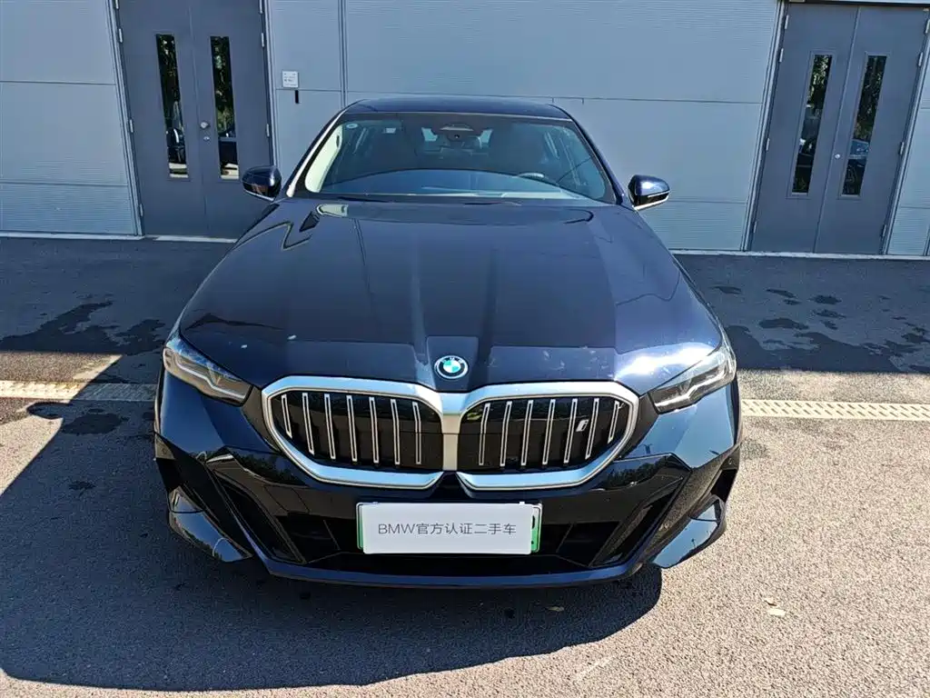 BMW i5 2026 2025 eDrive 35L M Sport Package
