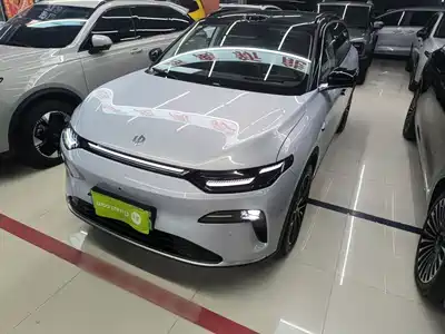 Leapmotor C11