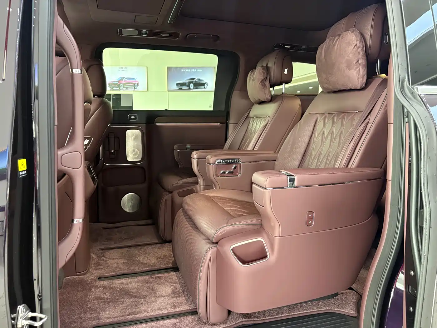 Zhijie Zunjie MPV 2026 2026 Model Mid-Range Edition