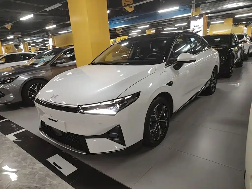 Photo 2 - XPeng P5