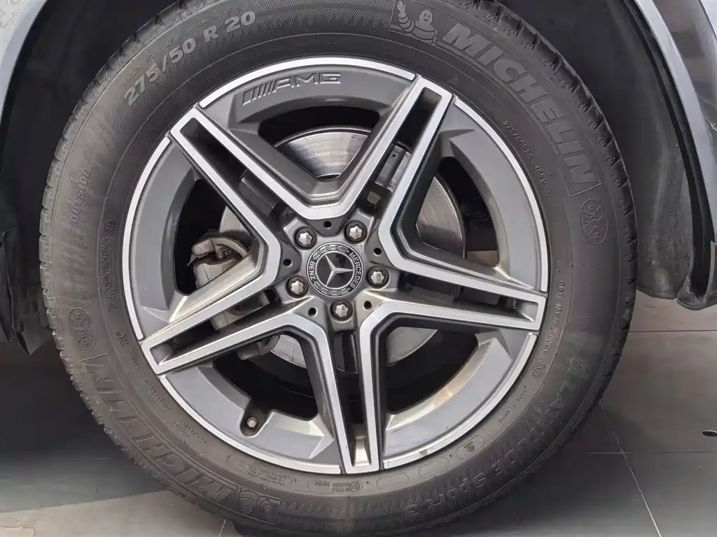 Mercedes-Benz GLE 2021 GLE 450 4MATIC Luxury фото 16