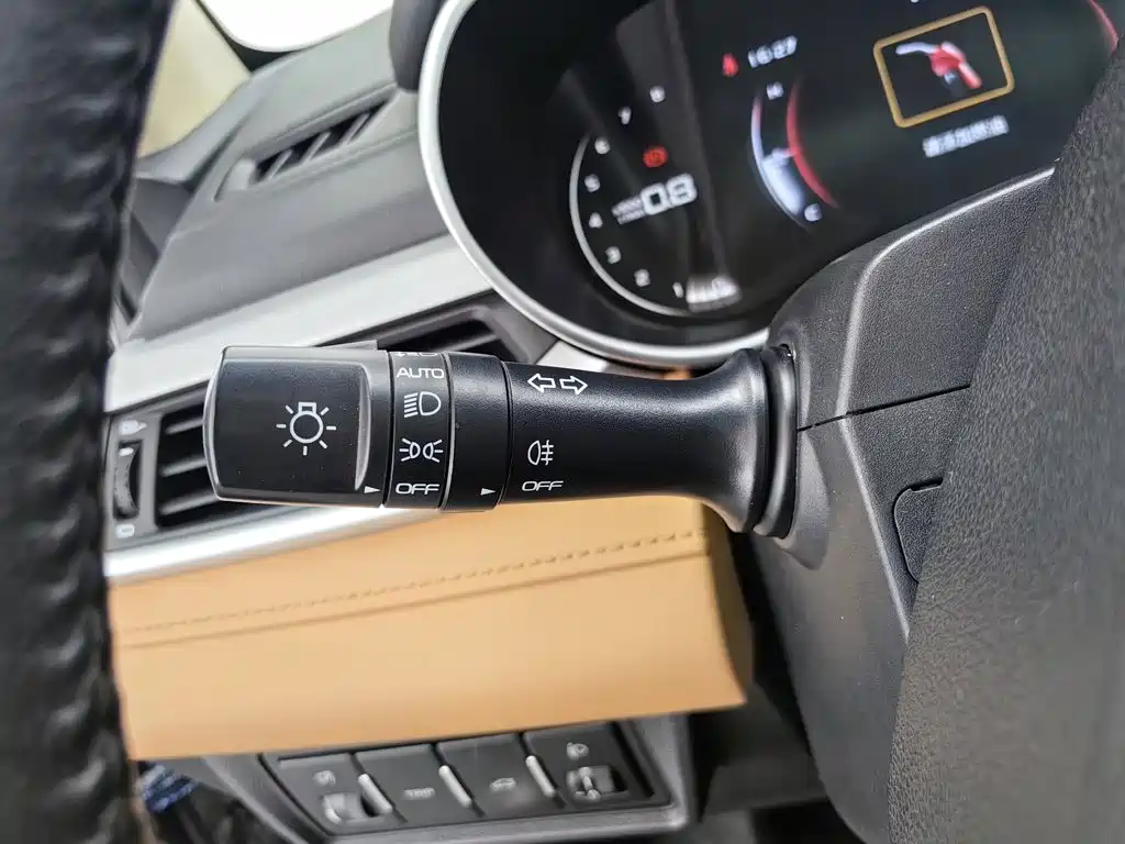 Geely Vision S1 2018 2018 1.4T CVT Sharp Enjoy