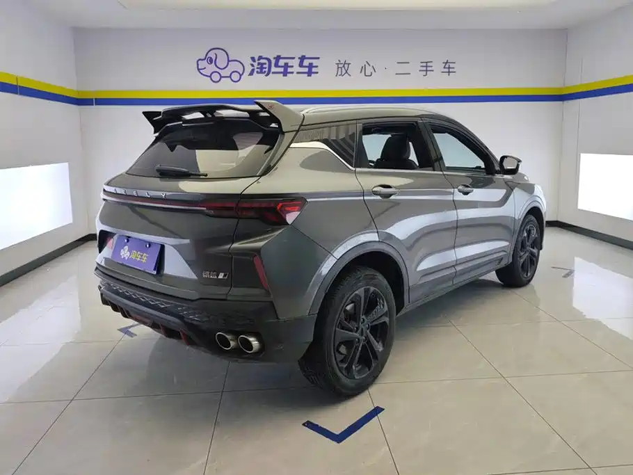 Фото 3 - Geely Coolray