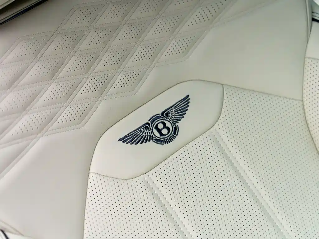 Bentley Bentayga 2025 2024 4.0T V8 Long Wheelbase Yadu Edition