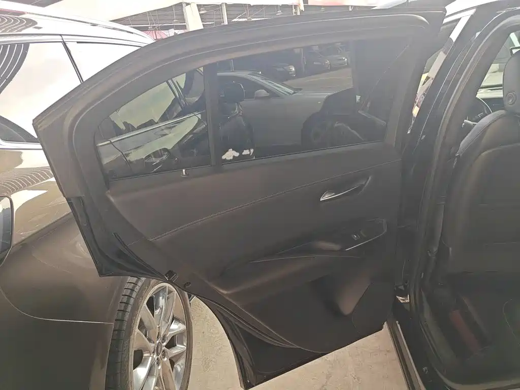 Cadillac XT4 2019 2018 Model 28T 2WD Technology