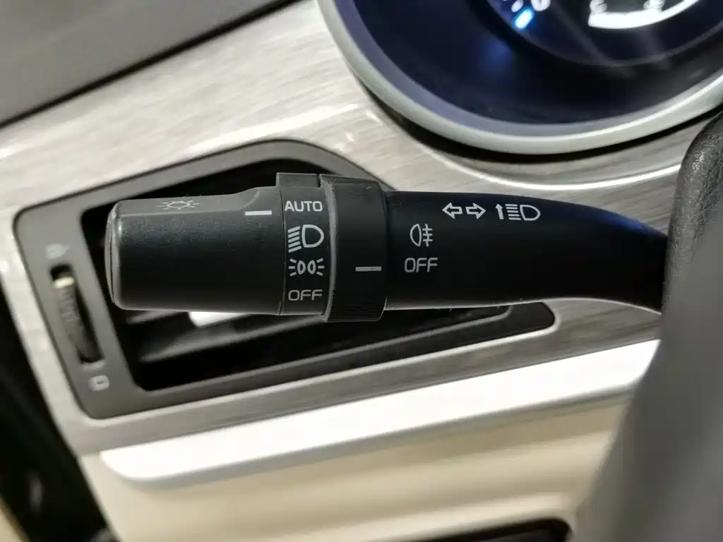 Фото 21 - Geely Emgrand