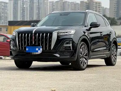 Hongqi HS5