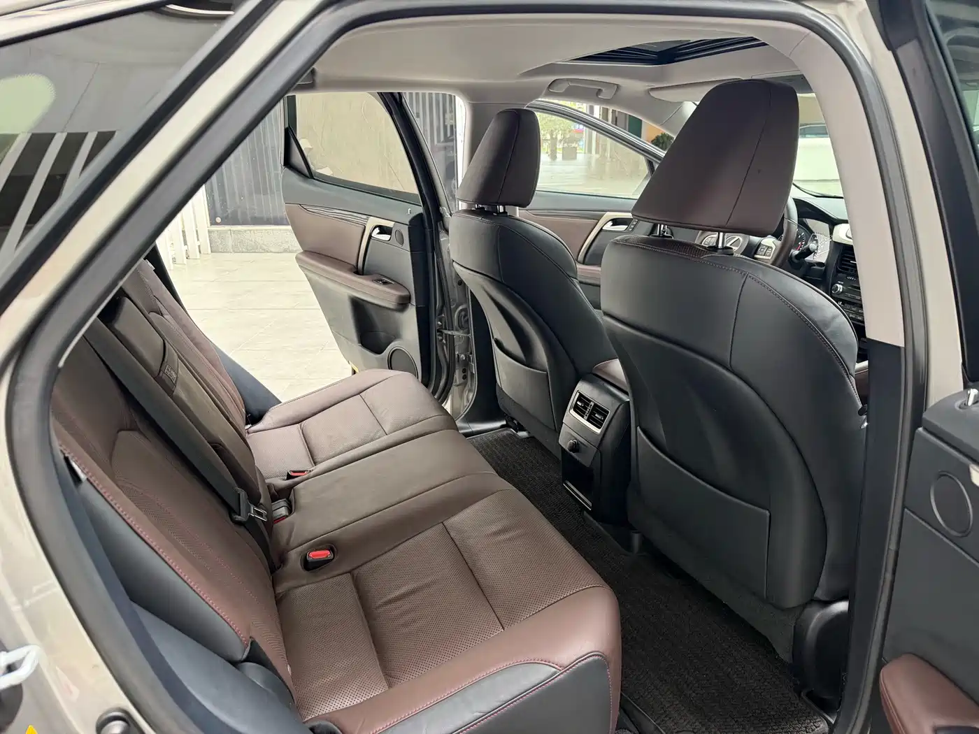 Lexus RX 2016 2016 300 2WD Comfort Edition China V