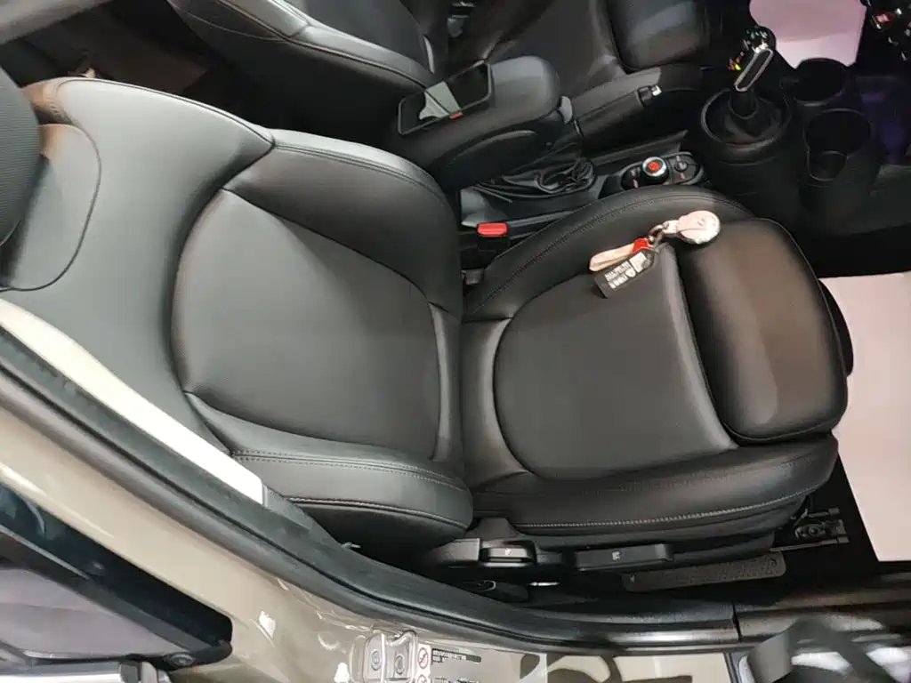 Фото 25 - MINI MINI