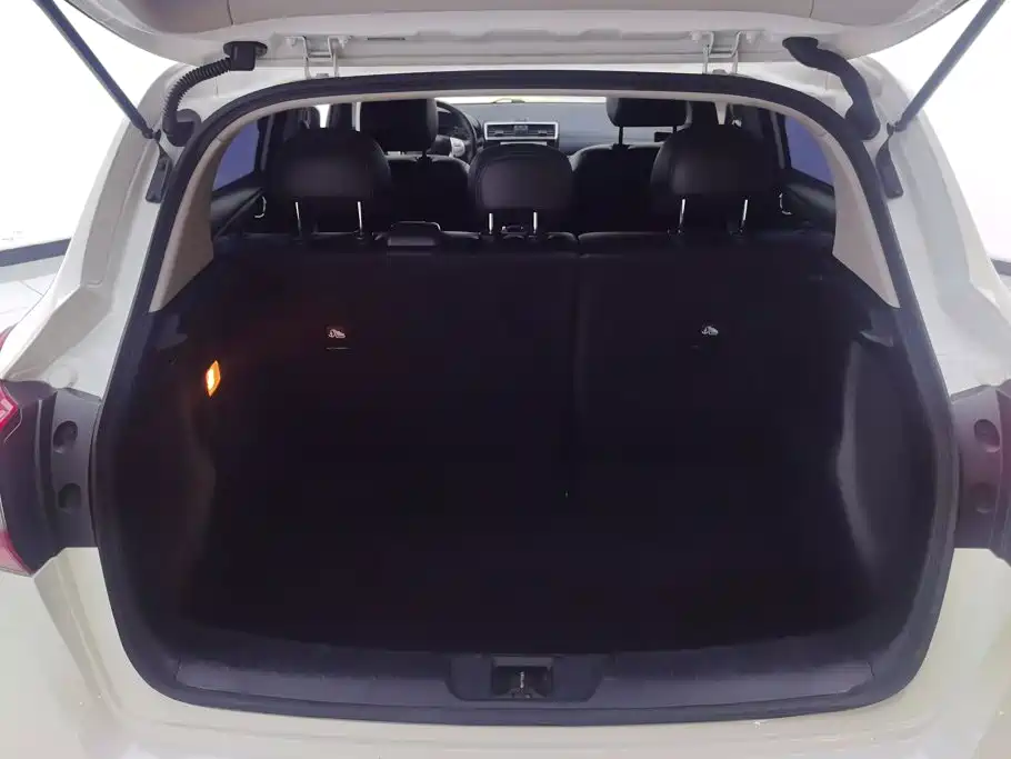 Nissan Tiida 2024 2023 1.6L CVT Smart Drive Edition