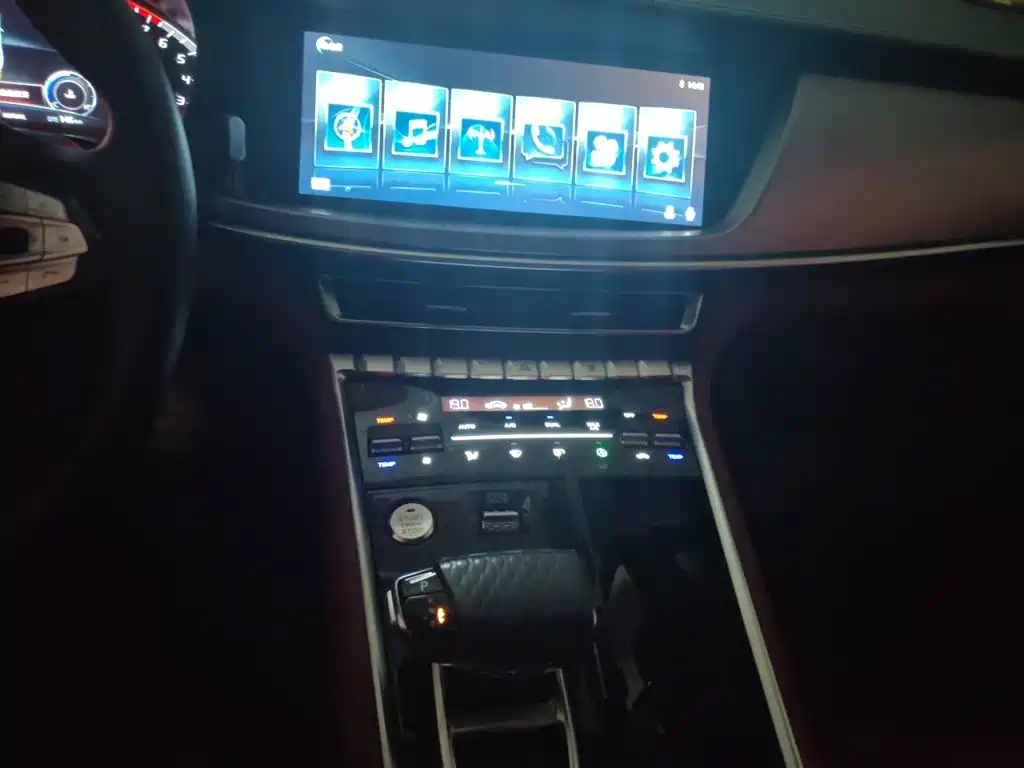 Changan CS85 COUPE 2020 2019 1.5T DCT Dynamic Edition China VI