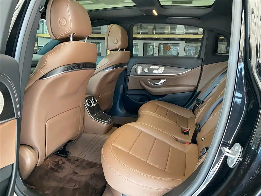Mercedes-Benz E-Class 2022 Facelift E 300 L Sport Luxury Style фото 15