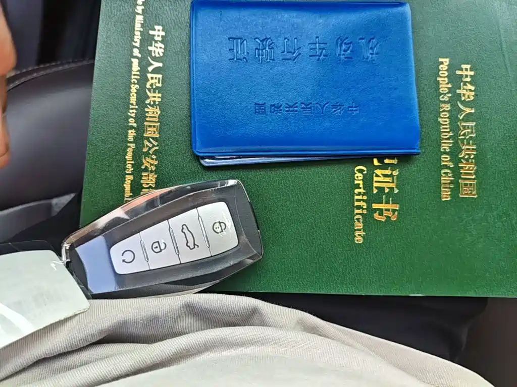 Фото 9 - Geely Jiaji