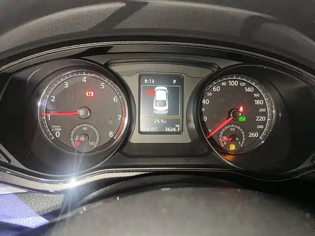 Volkswagen Passat 2017 330TSI DSG Executive — фото 4