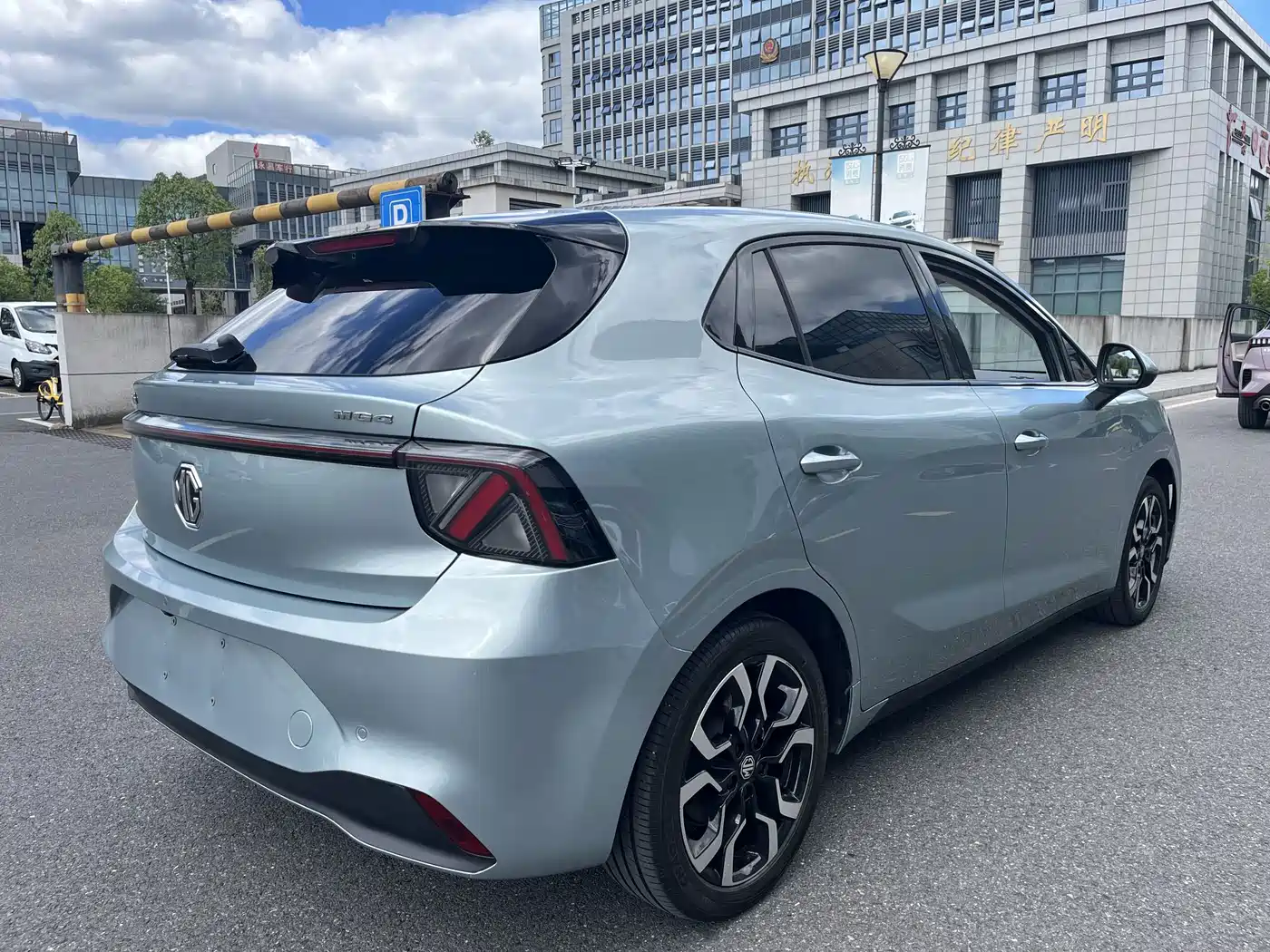 Фото 17 - MG MG4 EV