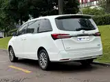 Фото 4 - Buick GL8