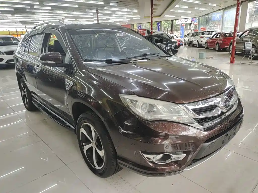 BYD S7 2015 2015 2.0T Automatic Flagship Model