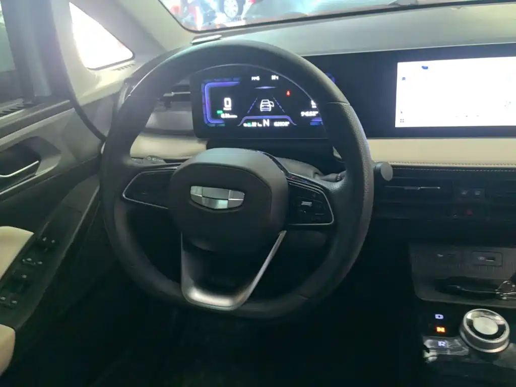 Geely Geometry E Firefly 2024 2024 Model 301km Light Flow